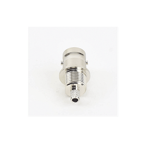 Conector BNC Hembra a 50 Ohm, Montaje Frontal en D-Plano, Anillo Plegable para Cables RG-174/U y RG-316/U, Niquel/ Oro/ Teflón.